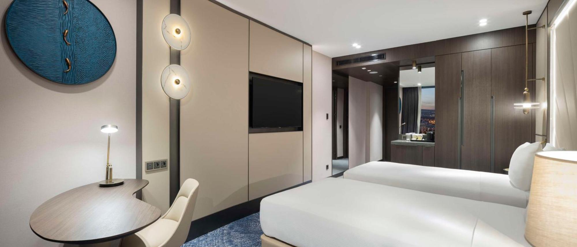 Отель Doubletree By Hilton Шанлыурфа Экстерьер фото