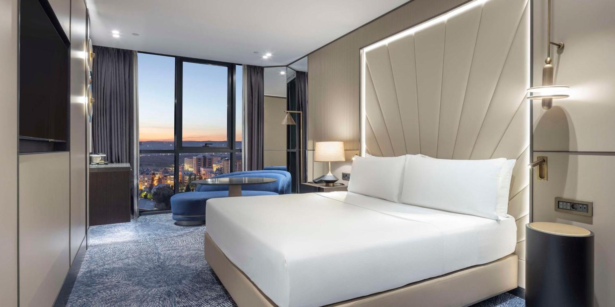 Отель Doubletree By Hilton Шанлыурфа Экстерьер фото